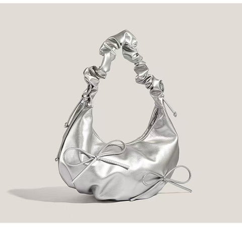 Cloud armpit bag
