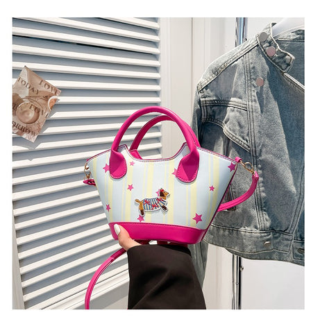Colorful hand-held bucket bag with puppy pattern